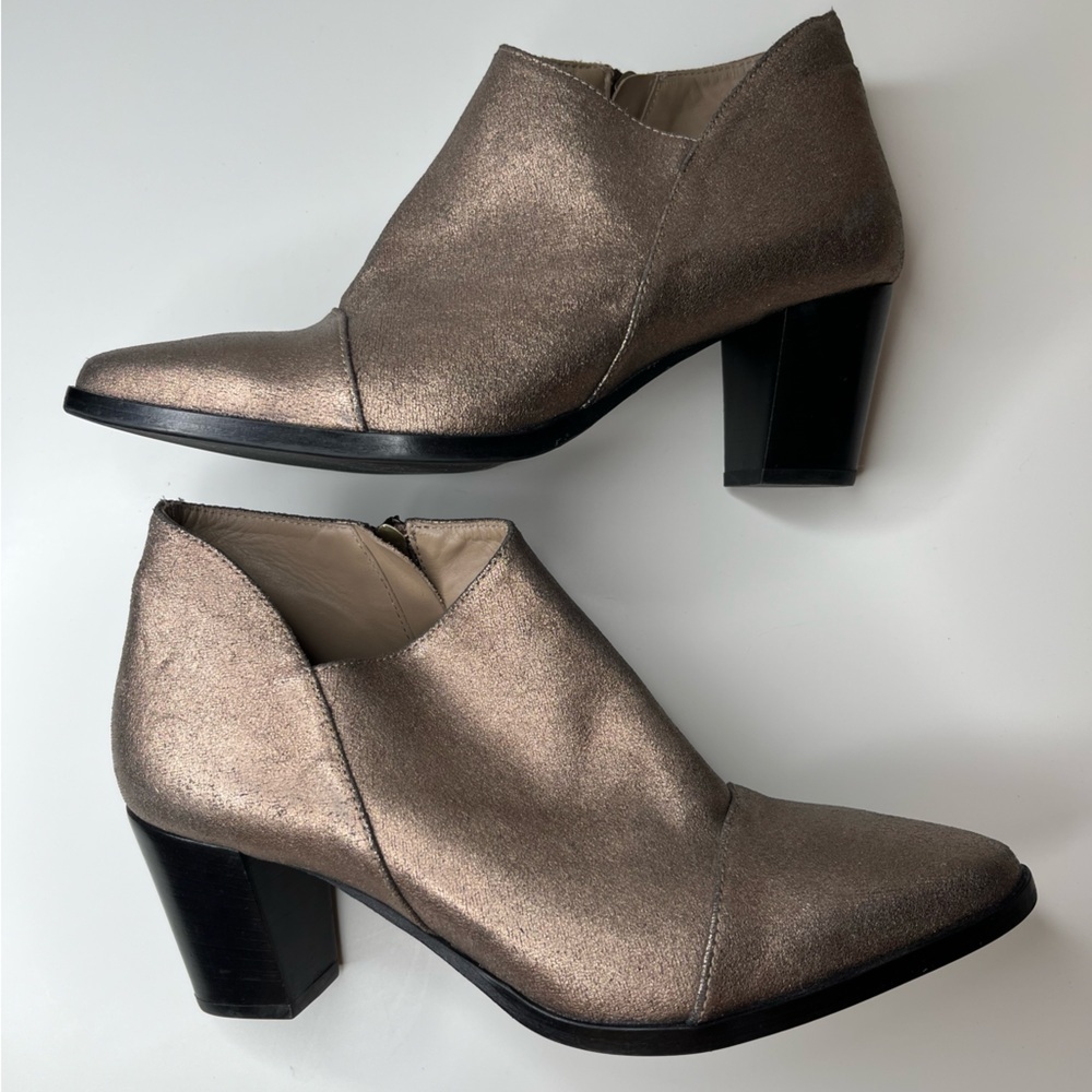 Italeau Marisa Booties EU 39 US 8.5 Gold Leather Waterproof Block Heel Metallic - Picture 12 of 16